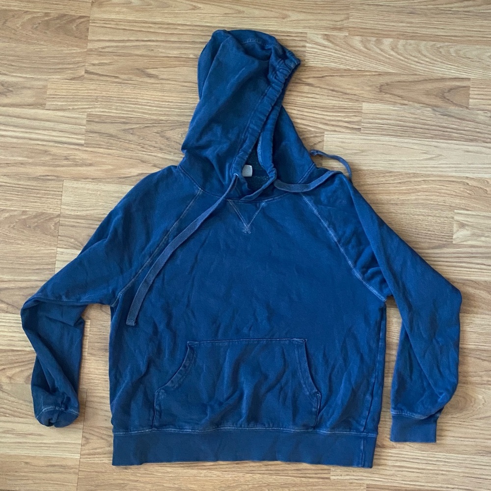 Old Navy slightly cropped sweater